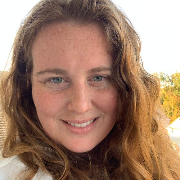 Meet your Posher, Stephanie - Picture 5 of 8